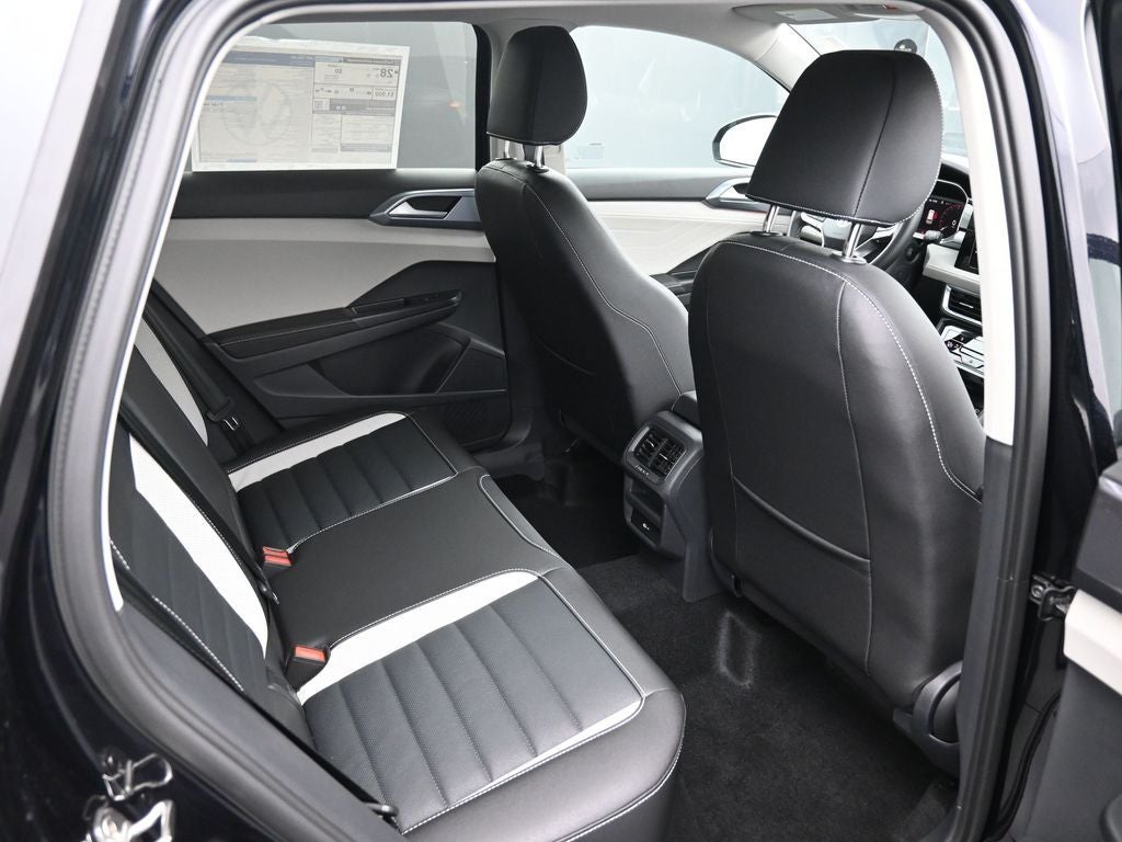 2025 Volkswagen Taos 1.5T SEL