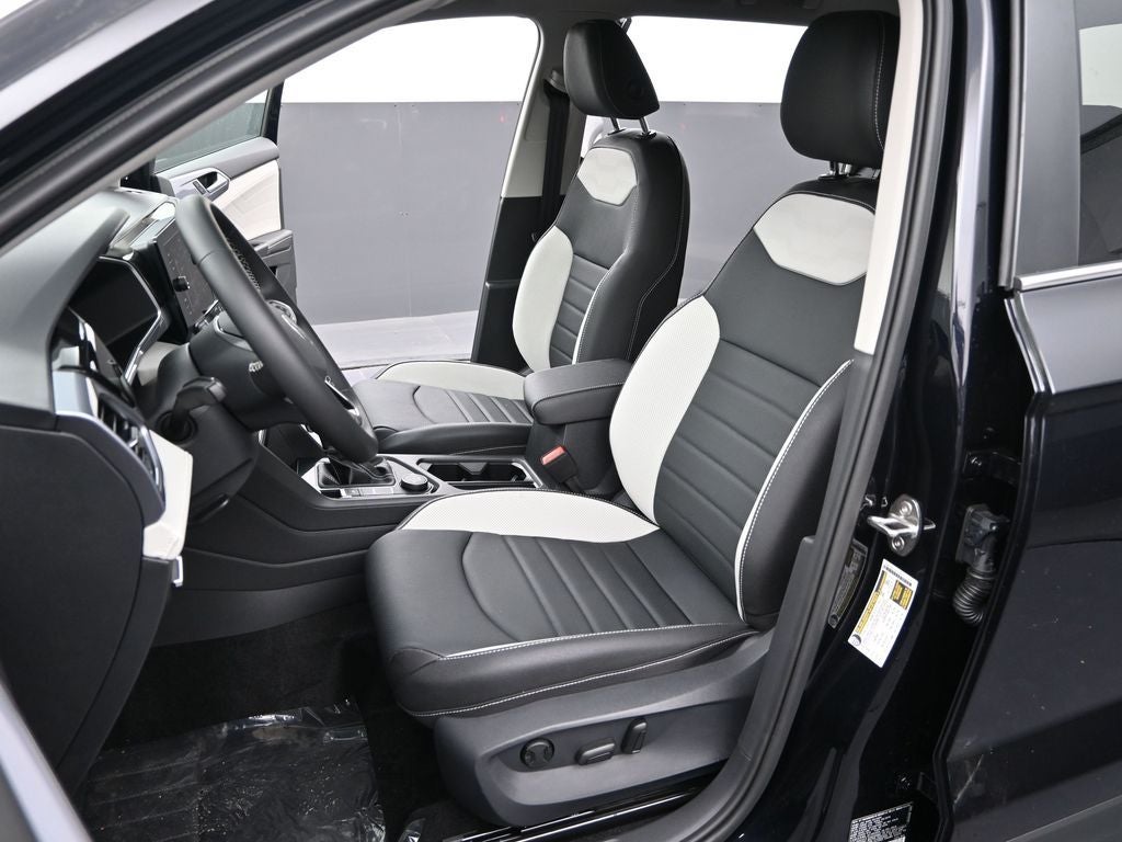 2025 Volkswagen Taos 1.5T SEL