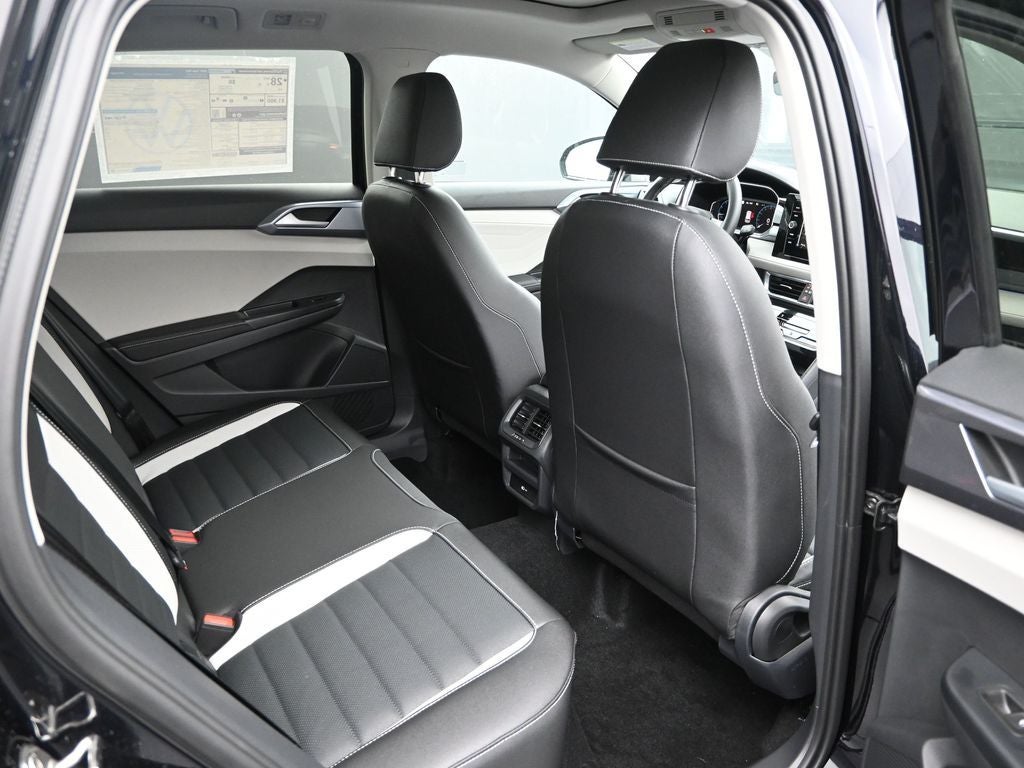 2025 Volkswagen Taos 1.5T SEL