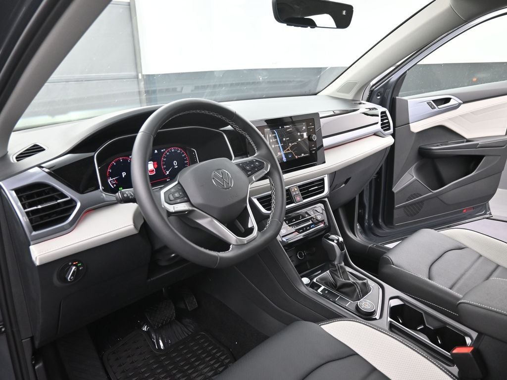 2025 Volkswagen Taos 1.5T SEL