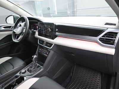 2025 Volkswagen Taos 1.5T SEL