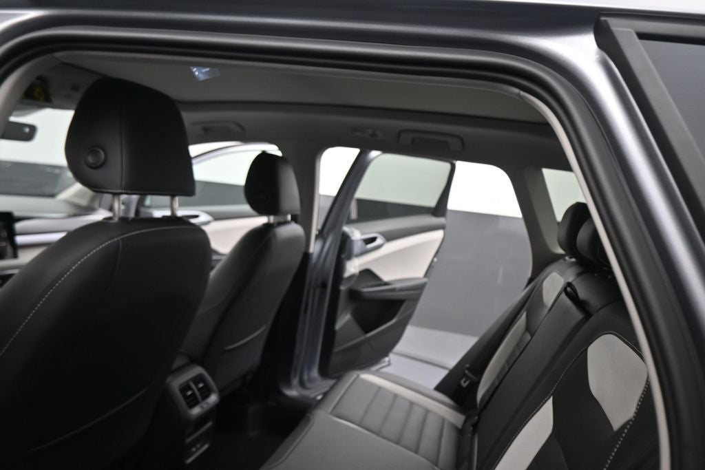 2026 Volkswagen Taos 1.5T SEL