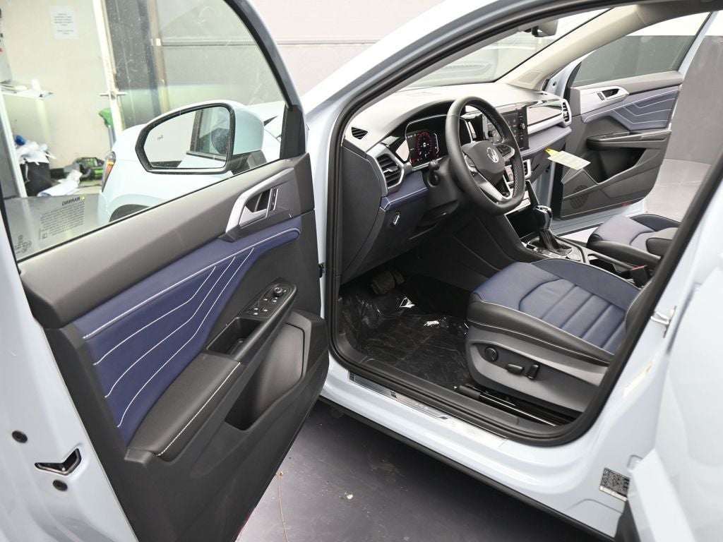 2026 Volkswagen Taos 1.5T SEL