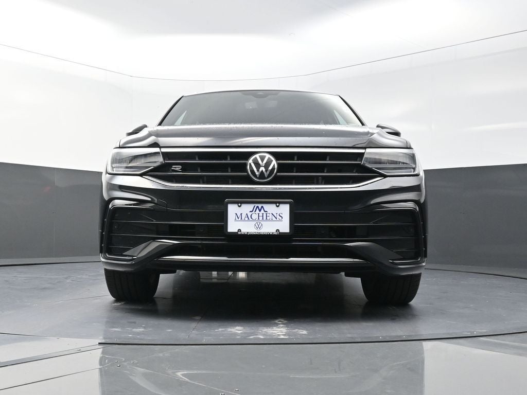 2024 Volkswagen Tiguan 2.0T SE R-Line Black