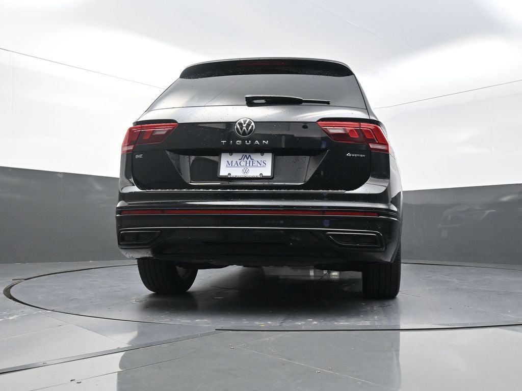 2024 Volkswagen Tiguan 2.0T SE R-Line Black