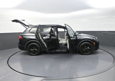 2024 Volkswagen Tiguan 2.0T SE R-Line Black