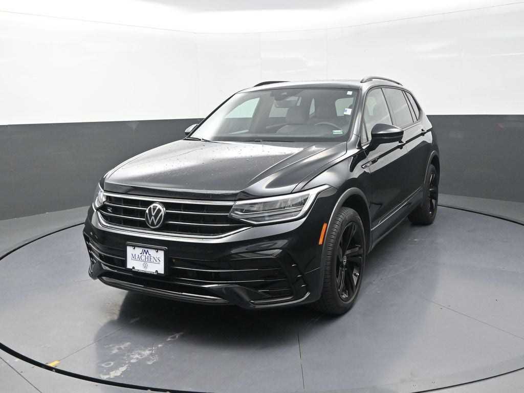 2024 Volkswagen Tiguan 2.0T SE R-Line Black