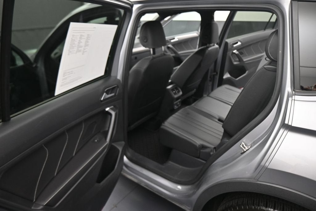 2024 Volkswagen Tiguan 2.0T SE R-Line Black