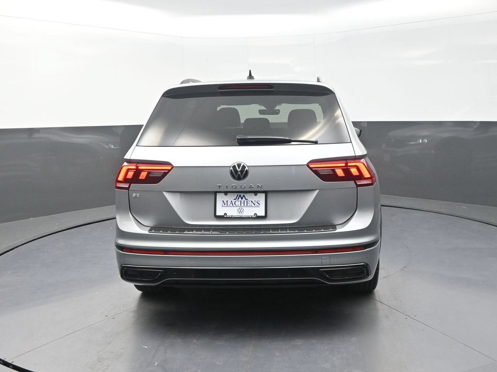 2024 Volkswagen Tiguan 2.0T SE R-Line Black