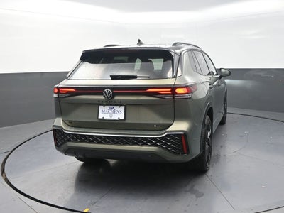 2026 Volkswagen Tiguan 2.0T SE R-Line Black