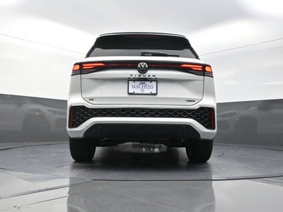 2026 Volkswagen Tiguan 2.0T SE R-Line Black