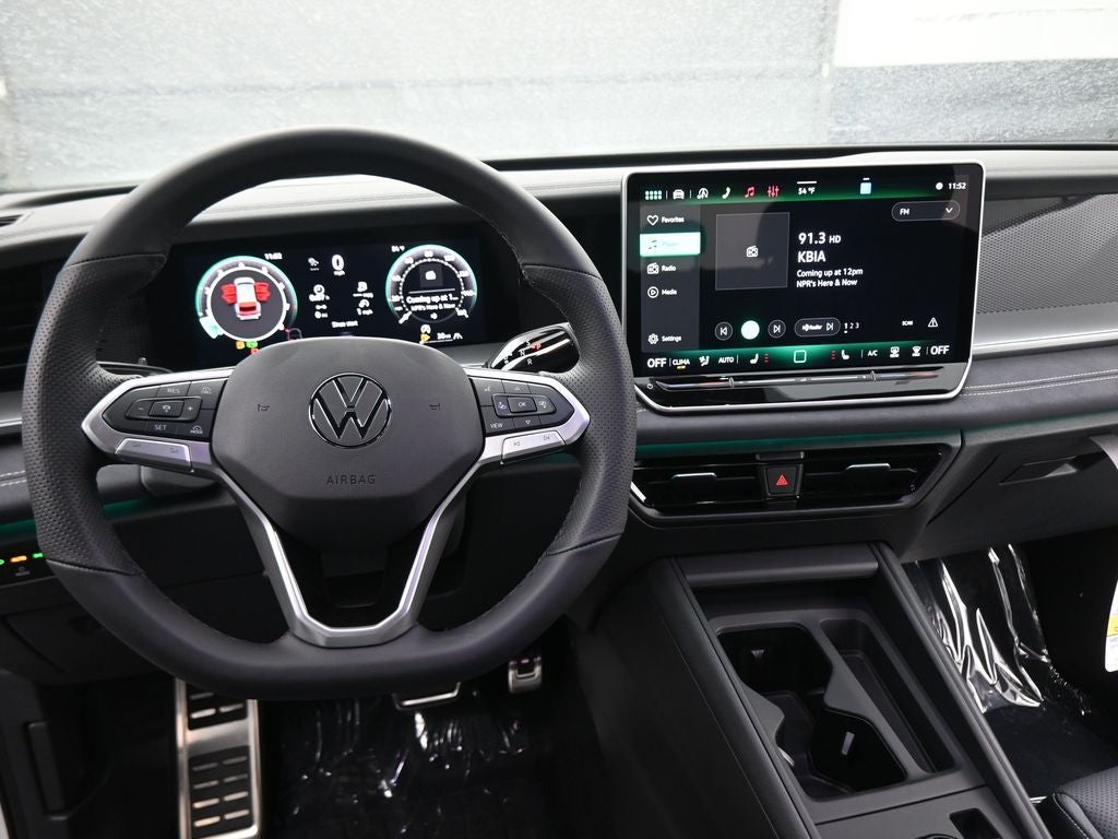 2026 Volkswagen Tiguan 2.0T SE R-Line Black