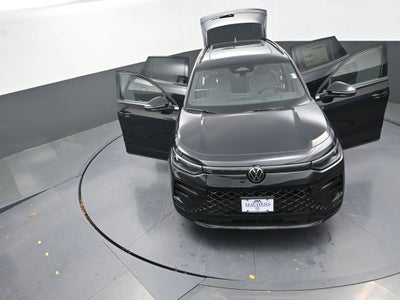 2026 Volkswagen Tiguan 2.0T SE R-Line Black