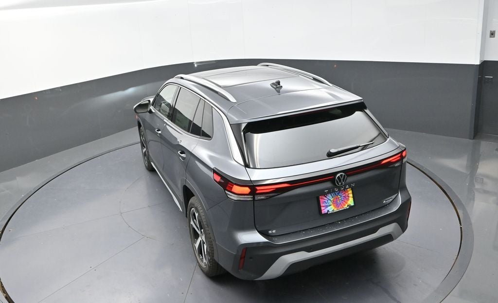 2025 Volkswagen Tiguan 2.0T SE