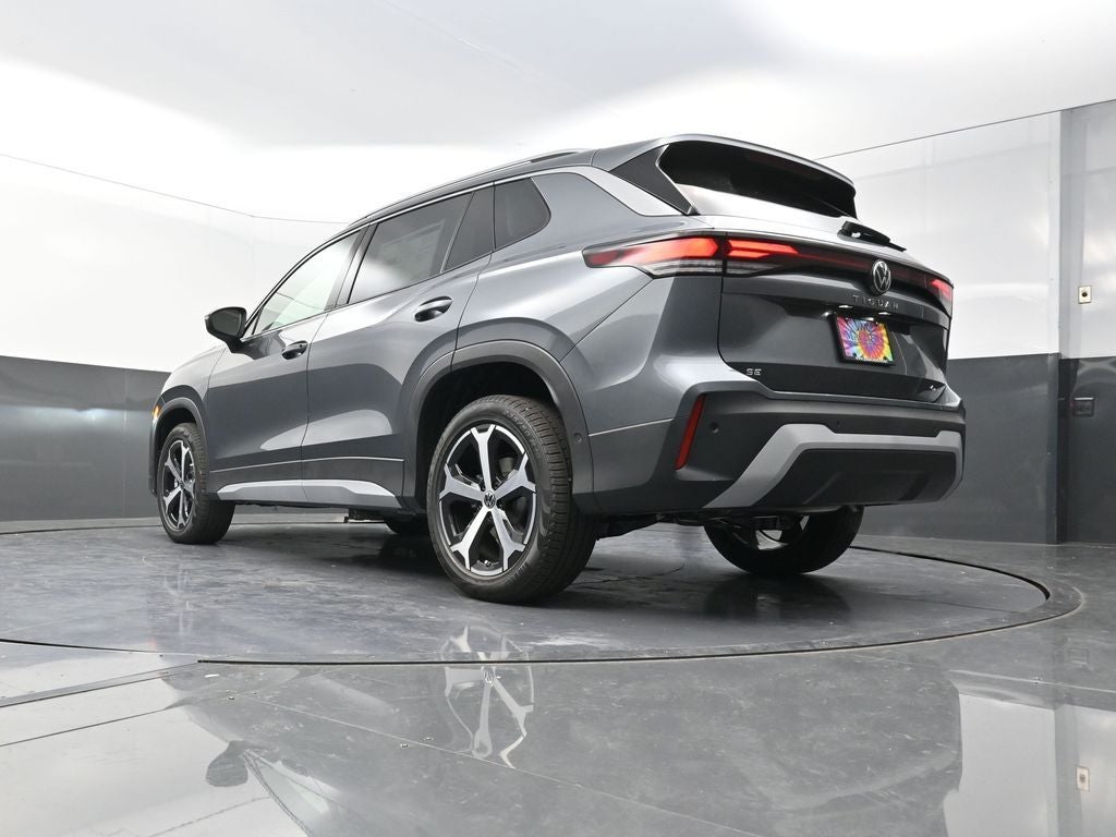 2025 Volkswagen Tiguan 2.0T SE