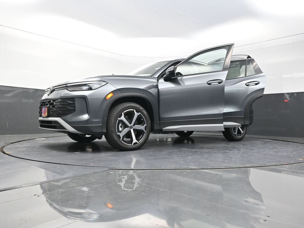 2025 Volkswagen Tiguan 2.0T SE