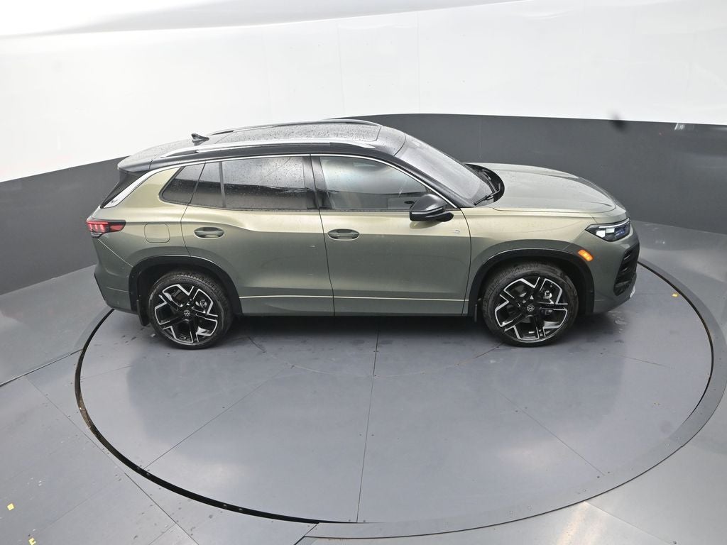 2026 Volkswagen Tiguan 2.0T SEL R-Line Turbo