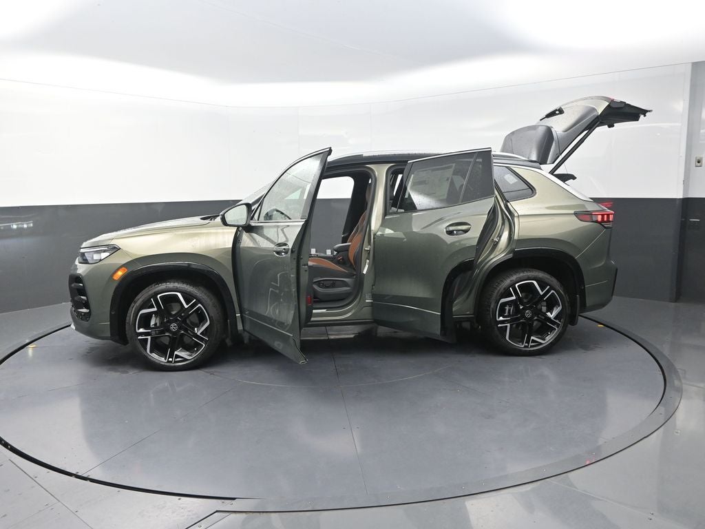 2026 Volkswagen Tiguan 2.0T SEL R-Line Turbo