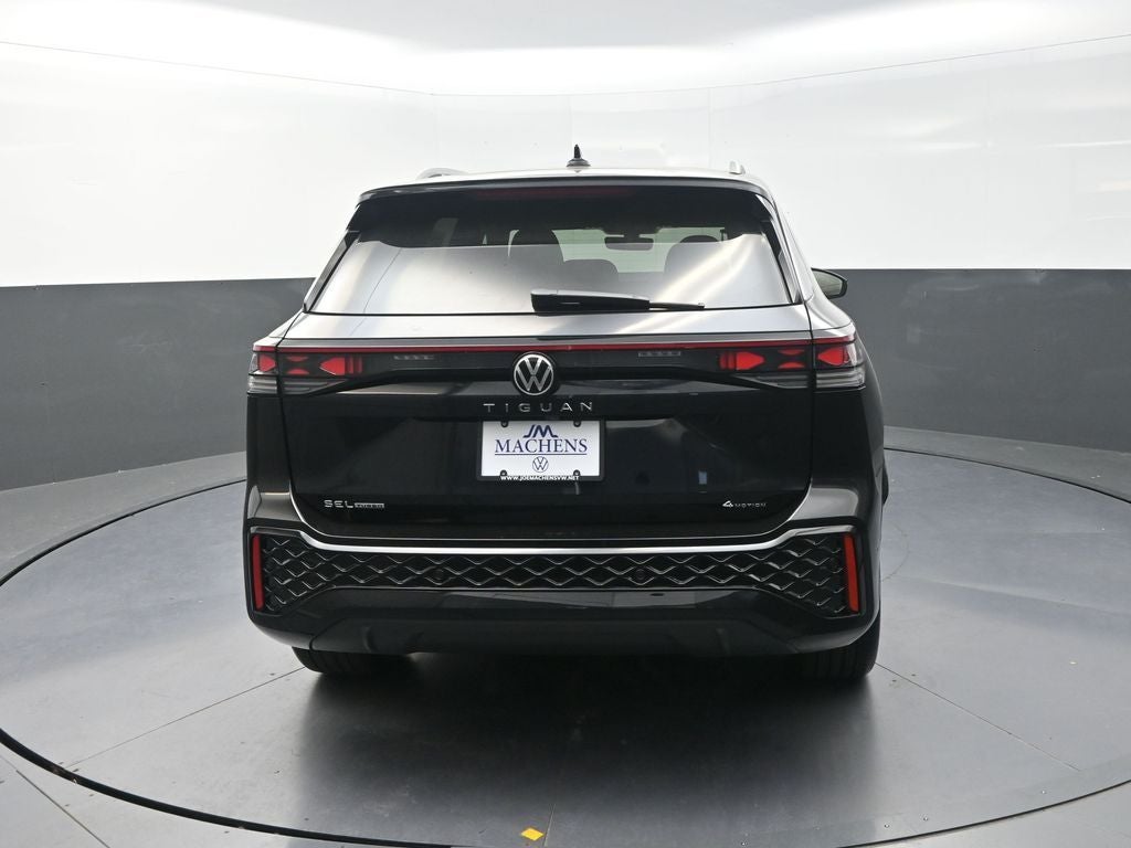 2026 Volkswagen Tiguan 2.0T SEL R-Line Turbo