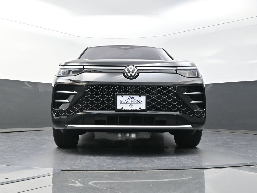2026 Volkswagen Tiguan 2.0T SEL R-Line Turbo