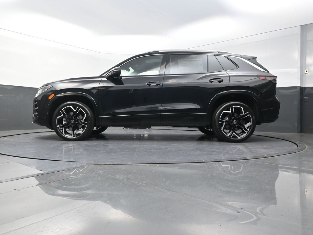 2026 Volkswagen Tiguan 2.0T SEL R-Line Turbo