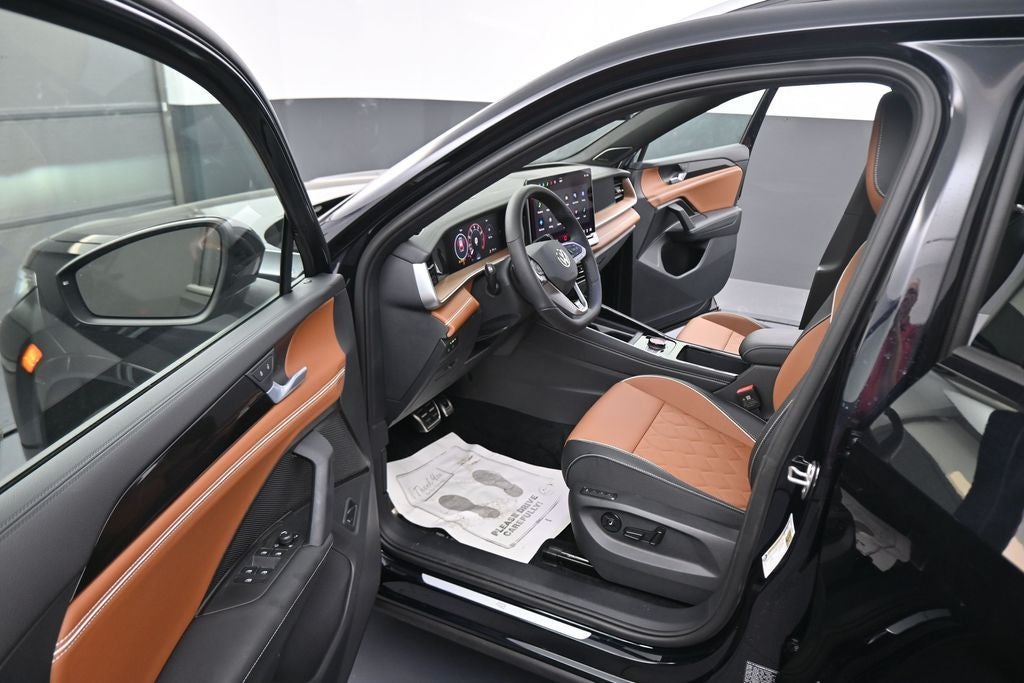 2026 Volkswagen Tiguan 2.0T SEL R-Line Turbo
