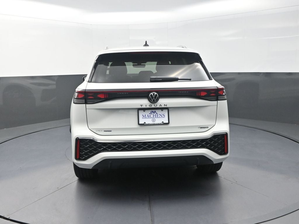 2026 Volkswagen Tiguan 2.0T SEL R-Line Turbo