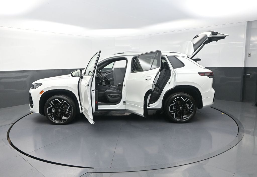 2026 Volkswagen Tiguan 2.0T SEL R-Line Turbo