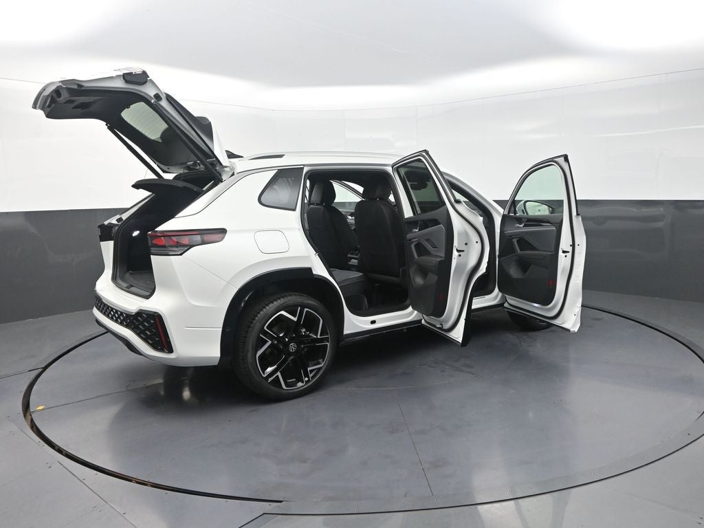 2026 Volkswagen Tiguan 2.0T SEL R-Line Turbo