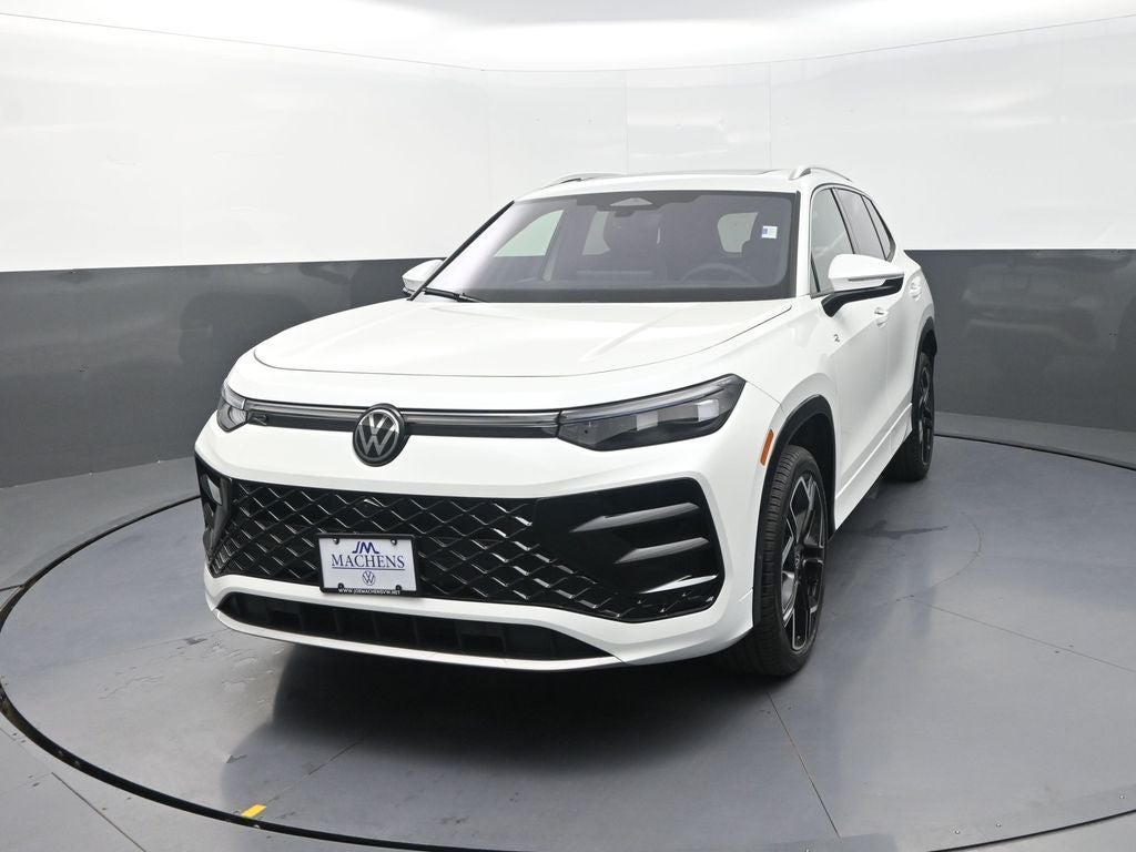 2026 Volkswagen Tiguan 2.0T SEL R-Line Turbo