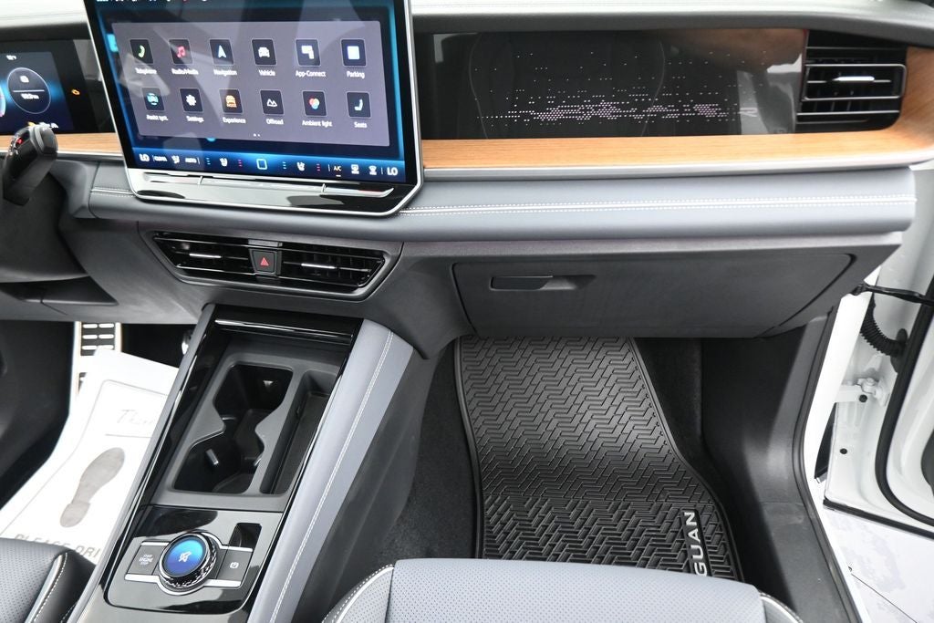2026 Volkswagen Tiguan 2.0T SEL R-Line Turbo