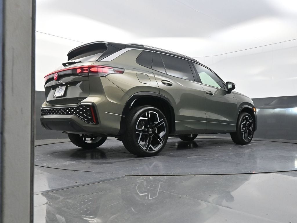 2026 Volkswagen Tiguan 2.0T SEL R-Line