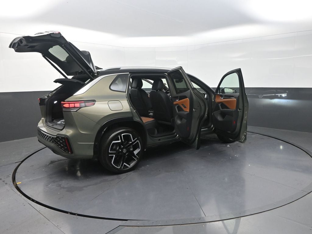 2026 Volkswagen Tiguan 2.0T SEL R-Line