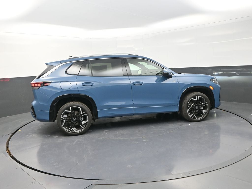 2026 Volkswagen Tiguan 2.0T SEL R-Line Turbo