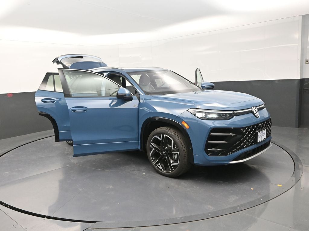 2026 Volkswagen Tiguan 2.0T SEL R-Line Turbo