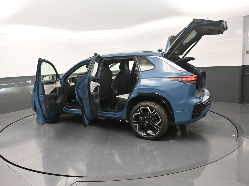 2026 Volkswagen Tiguan 2.0T SEL R-Line Turbo