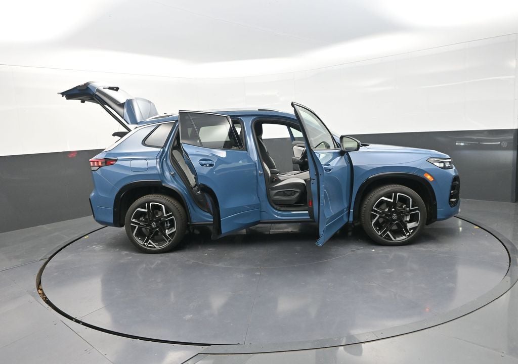 2026 Volkswagen Tiguan 2.0T SEL R-Line Turbo