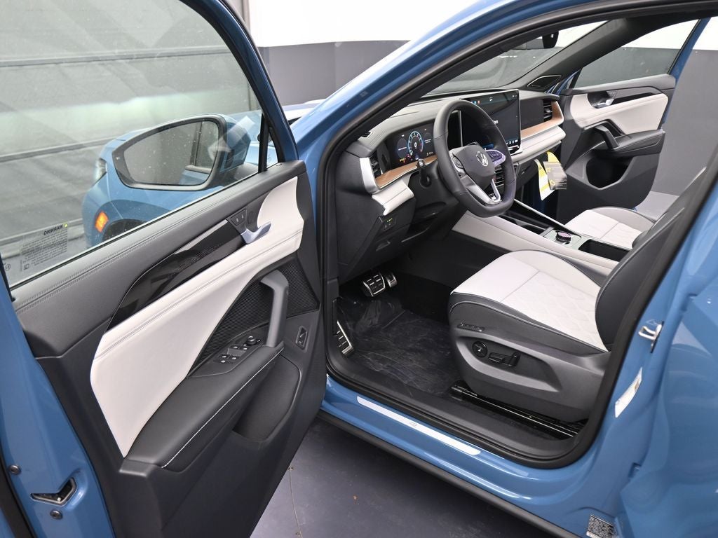 2026 Volkswagen Tiguan 2.0T SEL R-Line Turbo