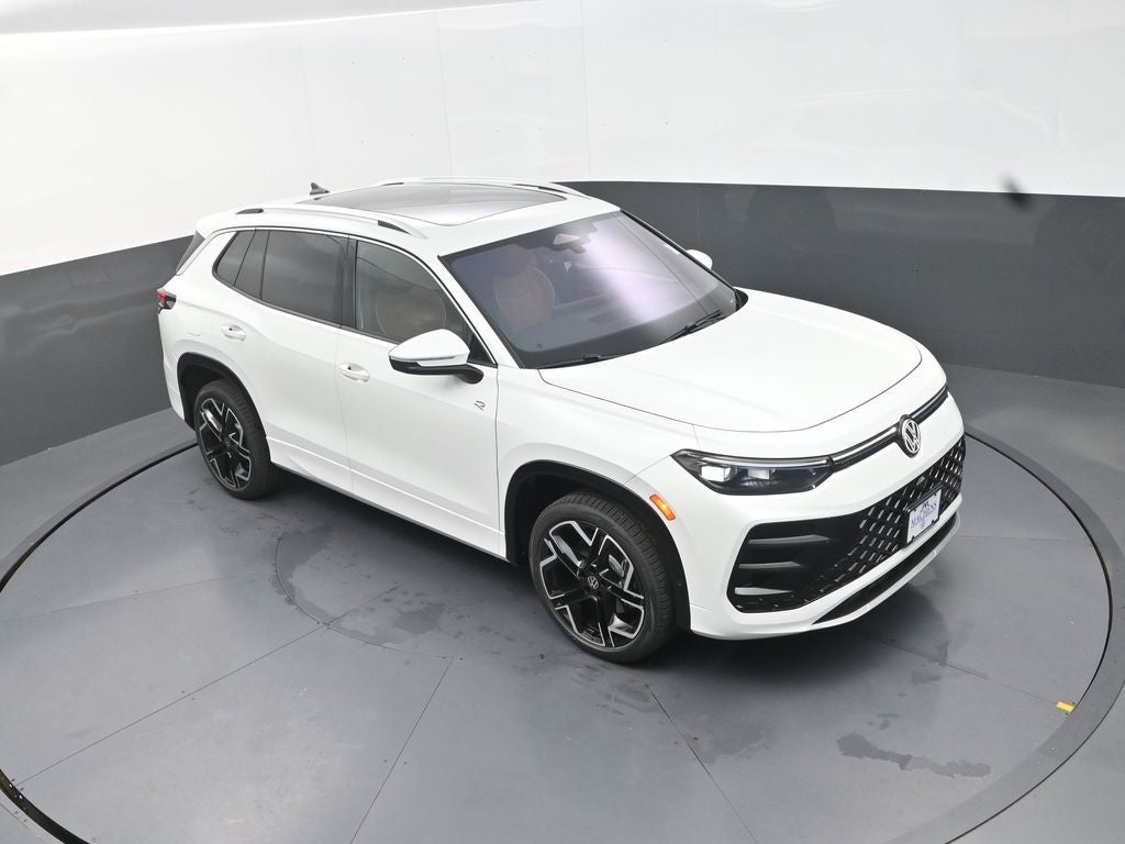 2026 Volkswagen Tiguan 2.0T SEL R-Line Turbo
