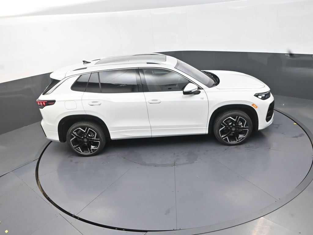 2026 Volkswagen Tiguan 2.0T SEL R-Line Turbo
