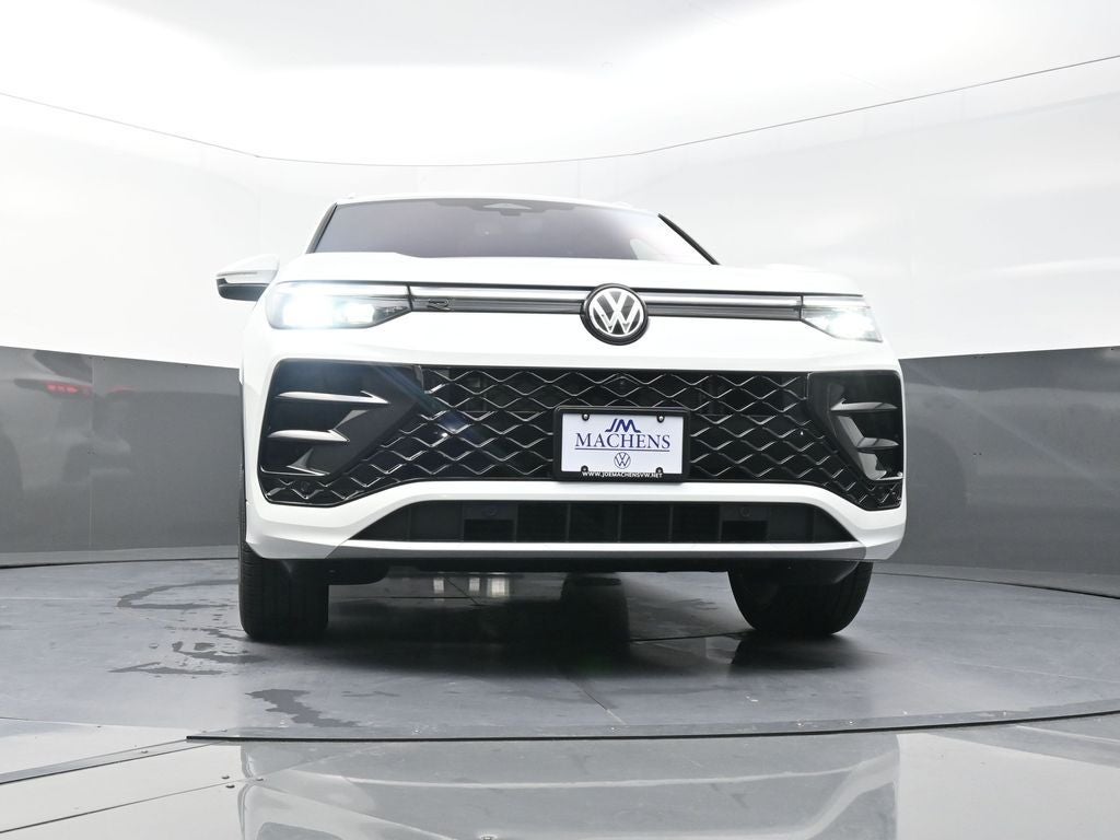2026 Volkswagen Tiguan 2.0T SEL R-Line Turbo