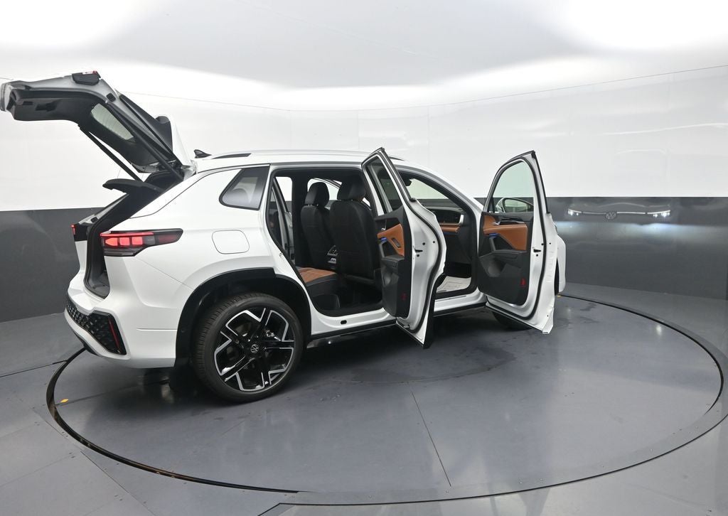 2026 Volkswagen Tiguan 2.0T SEL R-Line Turbo