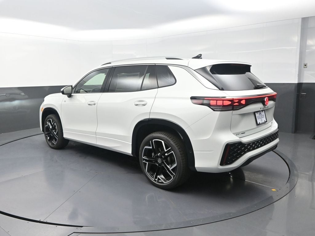 2026 Volkswagen Tiguan 2.0T SEL R-Line Turbo