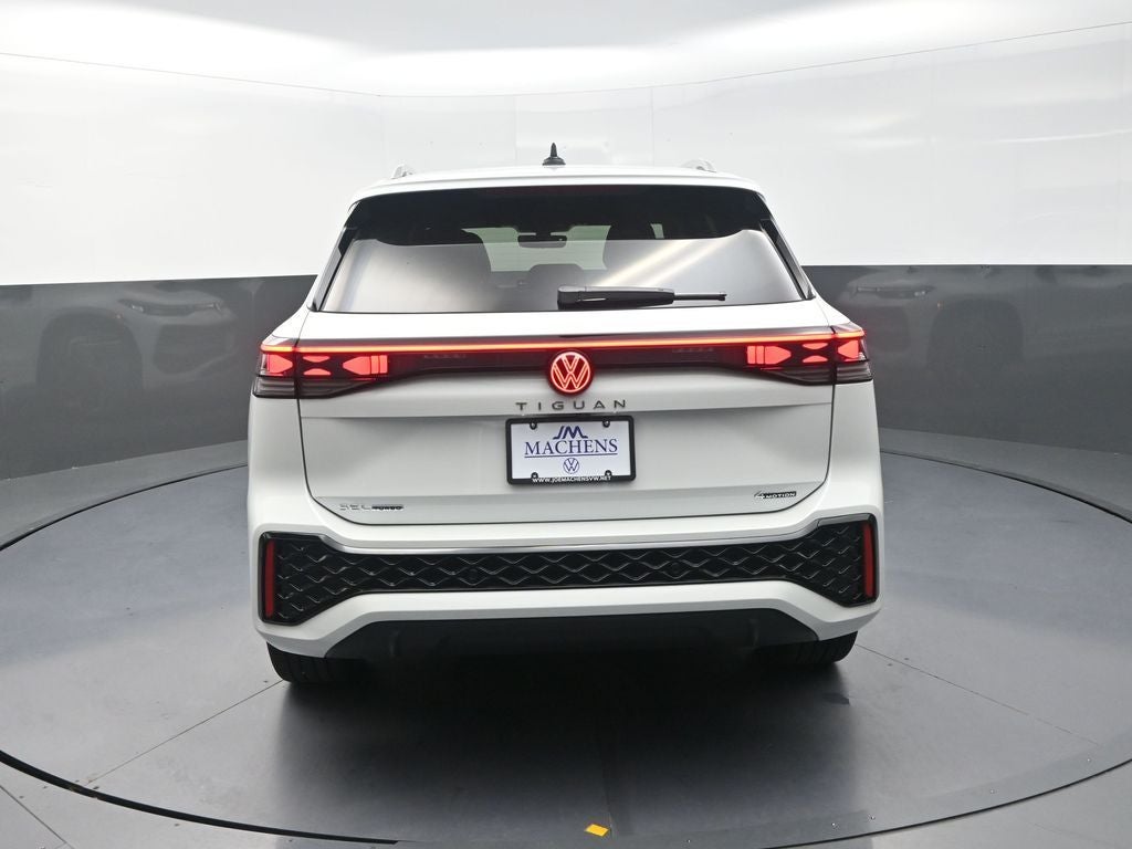 2026 Volkswagen Tiguan 2.0T SEL R-Line Turbo
