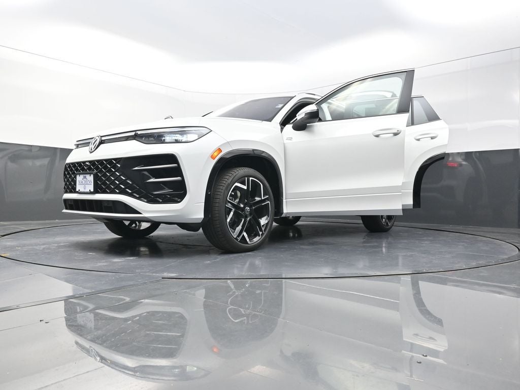 2026 Volkswagen Tiguan 2.0T SEL R-Line Turbo