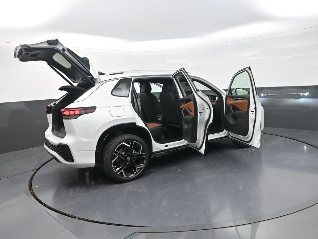 2026 Volkswagen Tiguan 2.0T SEL R-Line Turbo