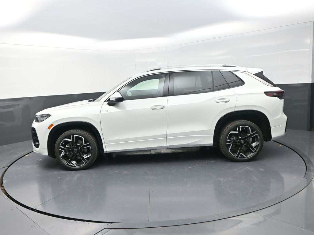 2026 Volkswagen Tiguan 2.0T SEL R-Line Turbo