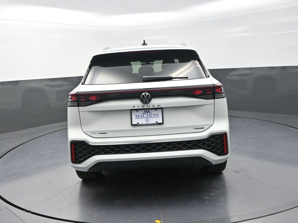 2026 Volkswagen Tiguan 2.0T SEL R-Line Turbo
