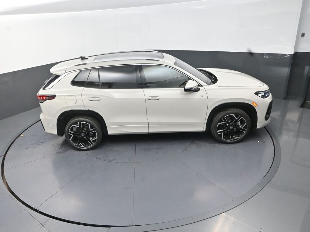 2026 Volkswagen Tiguan 2.0T SEL R-Line Turbo