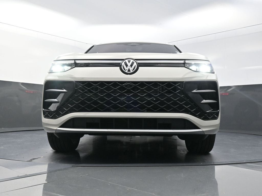 2026 Volkswagen Tiguan 2.0T SEL R-Line Turbo